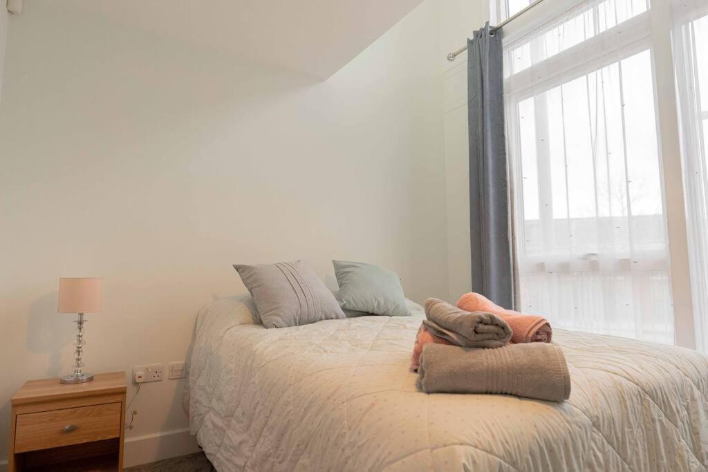 Beautiful 2 Bed In Central Birmingham: A Hidden Gem! ภายนอก รูปภาพ